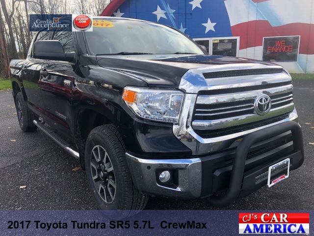 2017 Toyota Tundra SR5 5.7L  CrewMax 