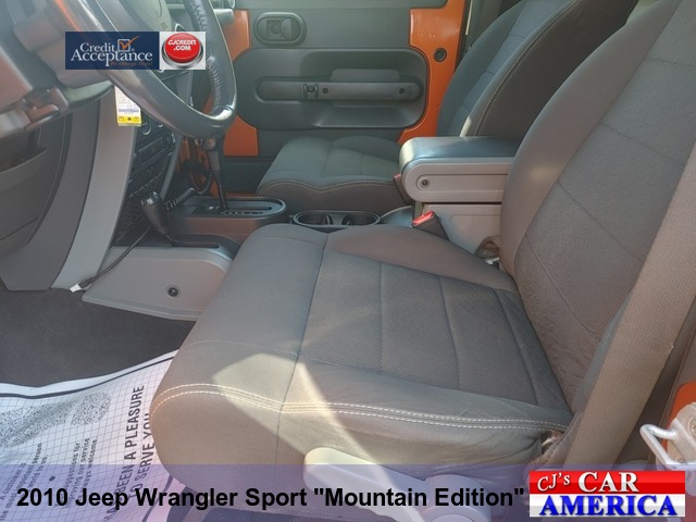 2010 Jeep Wrangler Sport 