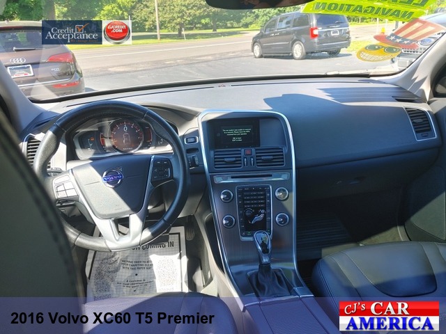 2016 Volvo XC60 T5 Premier 