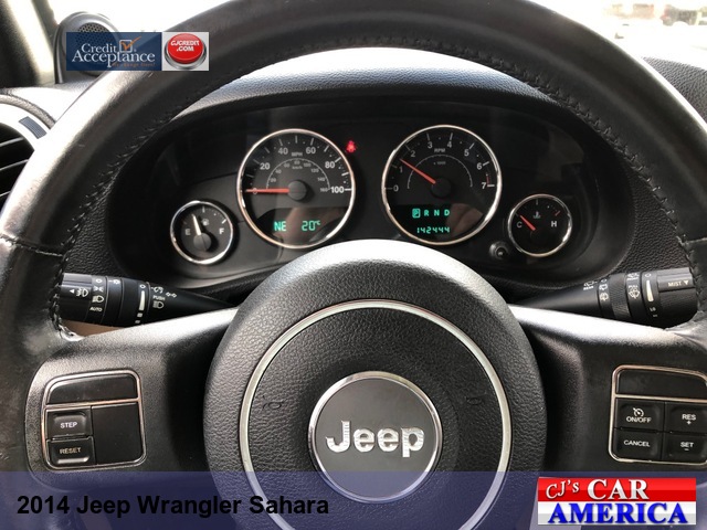 2014 Jeep Wrangler Sahara 