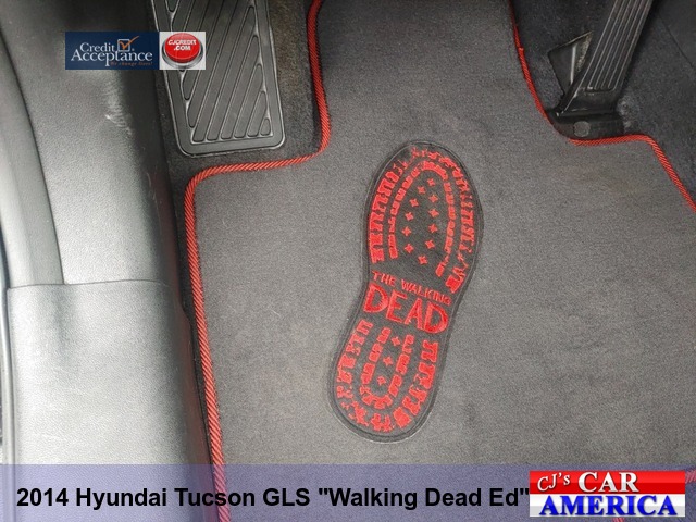 2014 Hyundai Tucson GLS  The Walking Dead edition 
