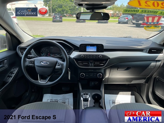 2021 Ford Escape S 