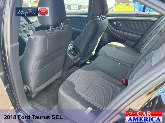 2018 Ford Taurus SEL 