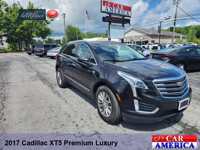 2017 Cadillac XT5 Premium Luxury