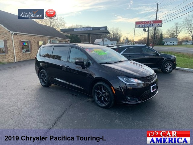 2019 Chrysler Pacifica Touring-L