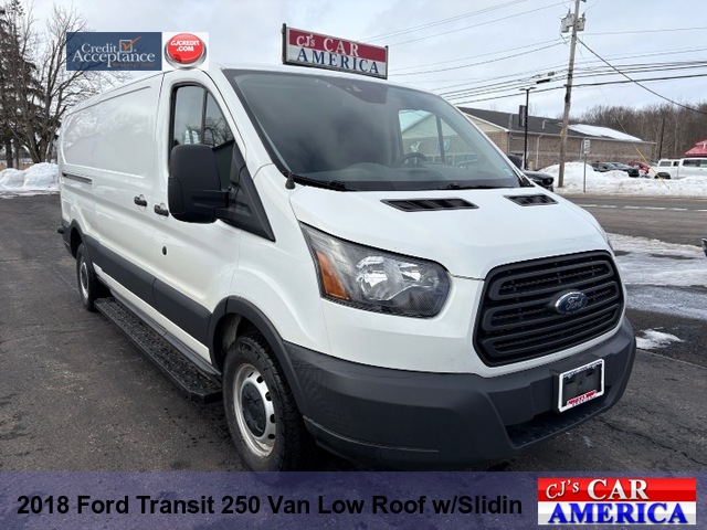 2018 Ford Transit 250 Van Low Roof w/Sliding Pass. 148- WB