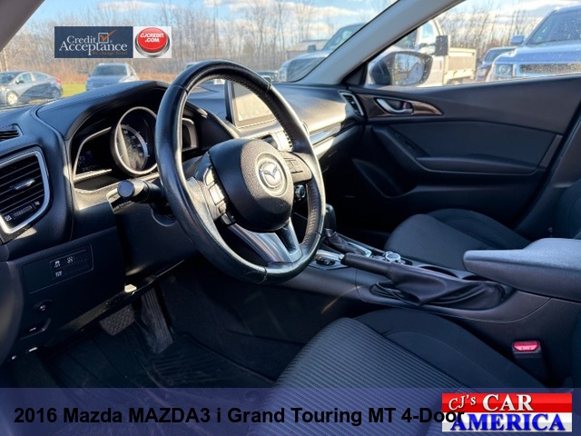 2016 Mazda MAZDA3 i Grand Touring 4-Door