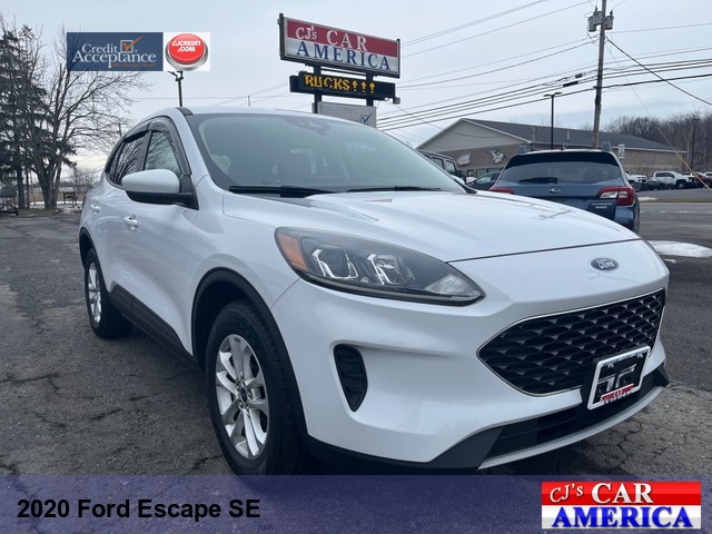 2020 Ford Escape SE 