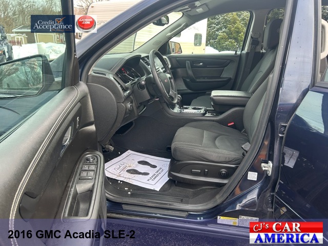 2016 GMC Acadia SLE-2