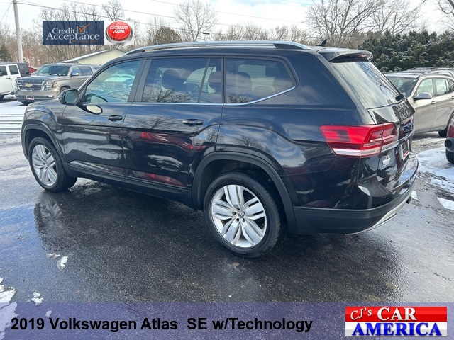 2019 Volkswagen Atlas SE w/Technology