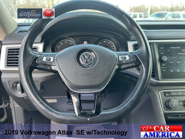 2019 Volkswagen Atlas SE w/Technology