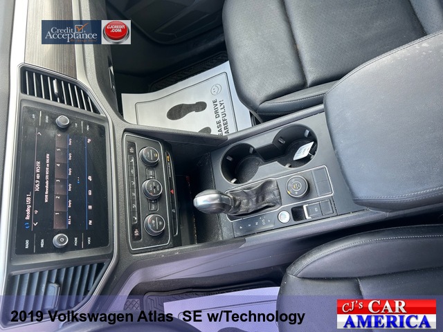 2019 Volkswagen Atlas SE w/Technology