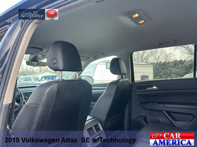 2019 Volkswagen Atlas SE w/Technology
